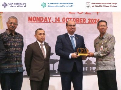 Yasir Khan Niazi, CEO of GAK HealthCare International, has been honored with the CEO Award at the prestigious CEO Summit Bali 2024